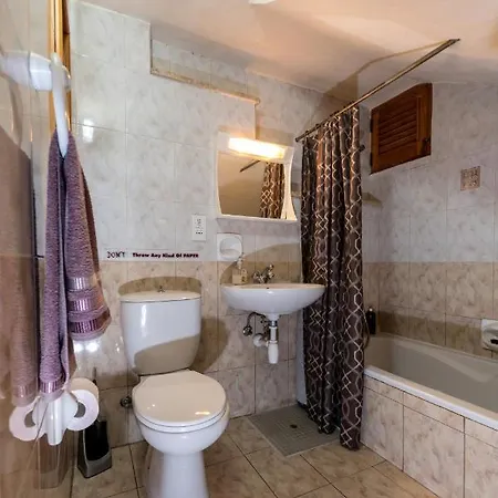 Warda Bed & Breakfast *